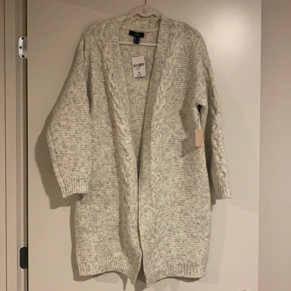 Size M Forever 21 Oversized Cardigan.